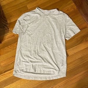 Lululemon v neck t shirt large
